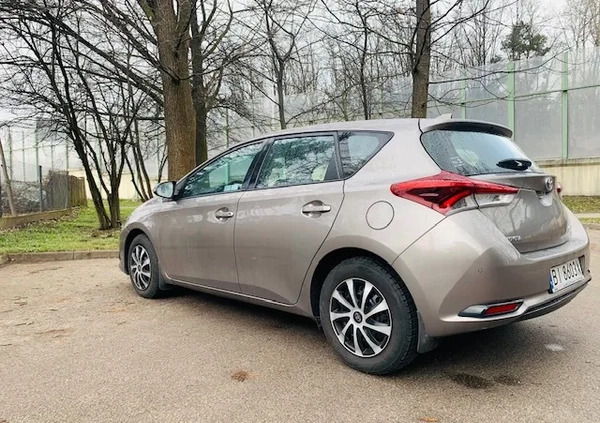 Toyota Auris cena 52500 przebieg: 78000, rok produkcji 2015 z Białystok małe 254